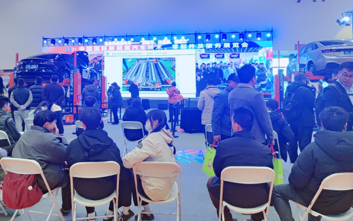 a8482095299053fbf3360afd70f3cbd5.png 车图片2_副本.png